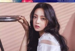 吃瓜娱乐圈最新事件视频,揭秘某明星恋情疑云！