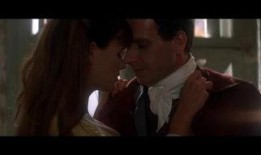 侯爵在线观看,宫廷权谋，爱恨交织的华丽盛宴