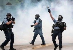 美国警察爆料中国人视频,中国人视频背后惊人真相