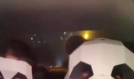 刘大锤最新爆料汪峰视频,揭秘摇滚传奇背后的故事